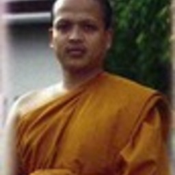 พระสุริยัญ ชูช่วย