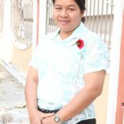 นางสาวรัสมี โทอุตทา