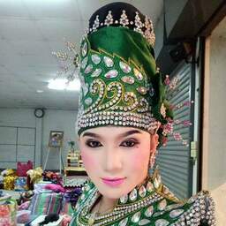 พระเอกนัยย์ตาหวาน