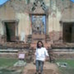 ณิชาภัทร ศรีนฤวรรณ